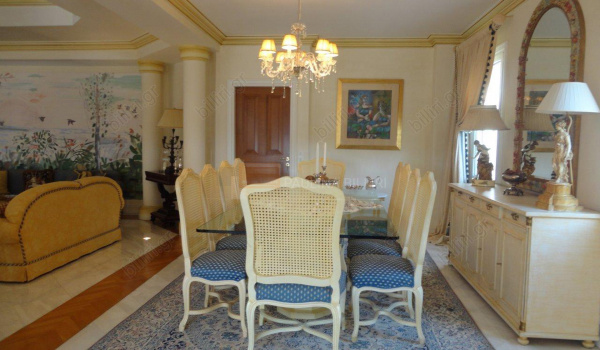 Τραπεζαρία - Dining room